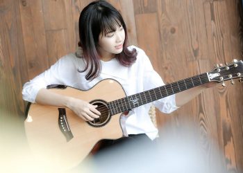 Vì sao ca sĩ trước năm 1975 hát nhạc vàng hay hơn ca sĩ trẻ bây giờ?