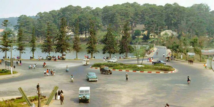 Tản mạn chuyện tình yêu của nữ thi sĩ Huyền Chi – Chuyện thứ hai – Cho người tình lỡ