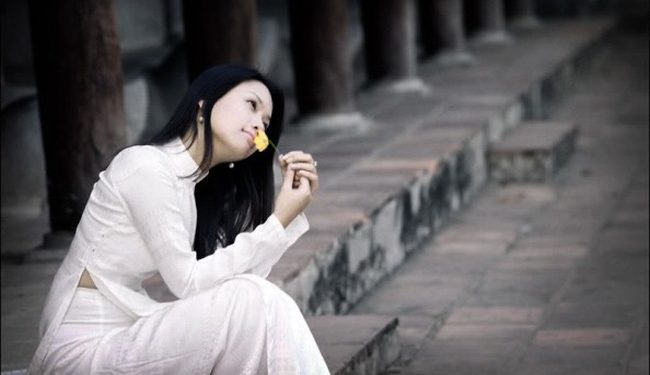 Nguồn gốc của câu chuyện về Áo Lụa Hà Đông trong thơ và nhạc 50 năm trước