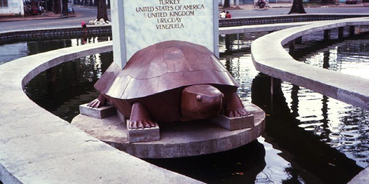 Hồ Con Rùa của Sài Gòn ngày xưa và Hồ ‘không có’ Con Rùa hiện nay