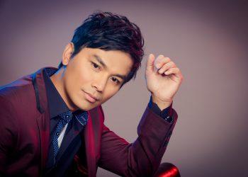 Mạnh Quỳnh – Từ người con lai có tuổi thơ khốn khó đến ngôi sao chuyên hát nhạc buồn