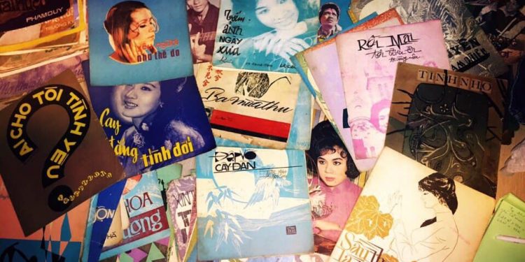 Những chữ “tiếng Tây” trong nhạc vàng: sault, treilli, poncho, demi garcon… có nghĩa là gì?