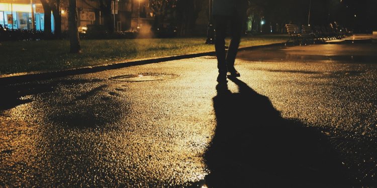 “Trong quan tài buồn” của nhạc sĩ Lê Hựu Hà – Nói về một ca khúc gây ám ảnh: Phiên Khúc Mùa Đông