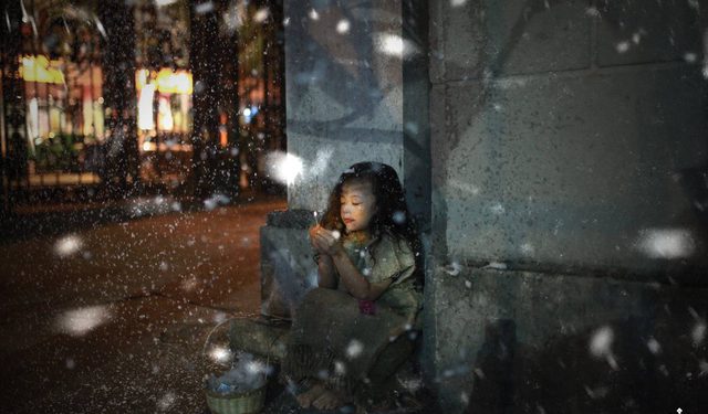 Cô Bé Bán Diêm và nỗi ám ảnh thời thơ ấu…