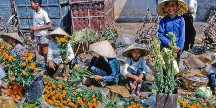 Tết xưa và Tết nay – Bao giờ cho đến ngày xưa?