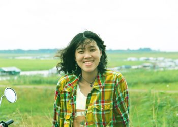 Đôi điều về giọng ca trẻ Hoàng Trang đang gây xôn xao với các ca khúc Da Vàng