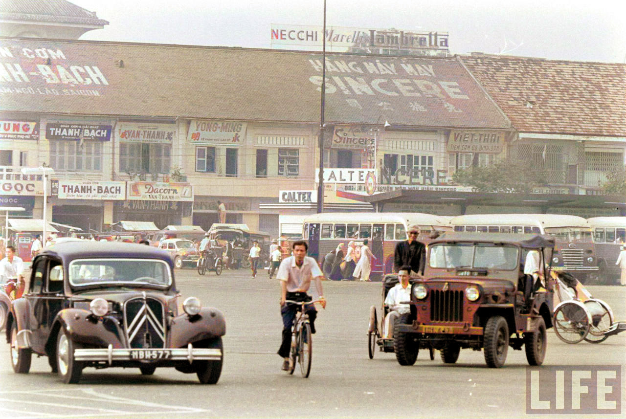 Những dòng xe nổi tiếng thế giới trên đường phố Sài Gòn trước 1975 qua ...