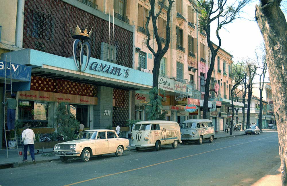 Bộ tuyển chọn hình ảnh đường Catinat/Tự Do ngày xưa - Con đường sang trọng bậc nhất Sài Gòn