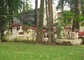 Bí ẩn khu mộ cổ dòng họ Lâm của nhạc sĩ Lam Phương hiện vẫn còn ở công viên Tao Đàn