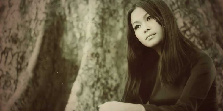 Cuộc đời và sự nghiệp của danh ca Khánh Ly