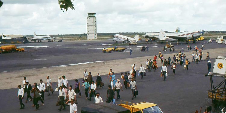 Lịch sử hình thành hãng hàng không Air Vietnam và phi trường Tân Sơn Nhứt qua bộ sưu tập ảnh xưa