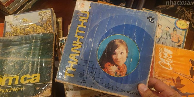 Nghe nhạc từ “băng Akai” trước 1975 – Thanh âm vọng từ quá khứ