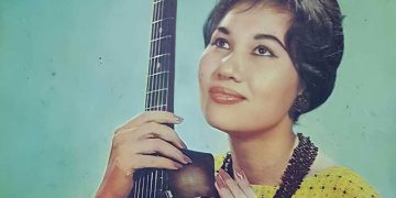 “Từ em tiếng hát lên trời” – Câu thơ bất hủ của thi sĩ Hoàng Trúc Ly là viết cho danh ca Thanh Thúy hay Thái Thanh?